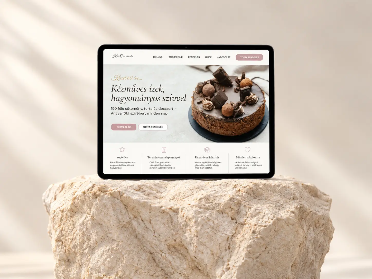 Cukrászda weboldala tablet nézetben